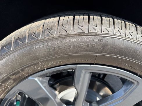 Used 2023 Chevrolet Equinox RS image 34