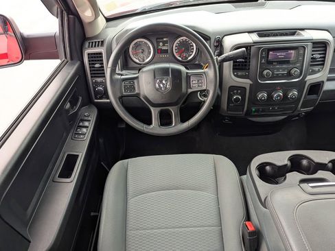 Used 2018 RAM 1500 ST w/ SXT Appearance Group AWD/4WD image 27