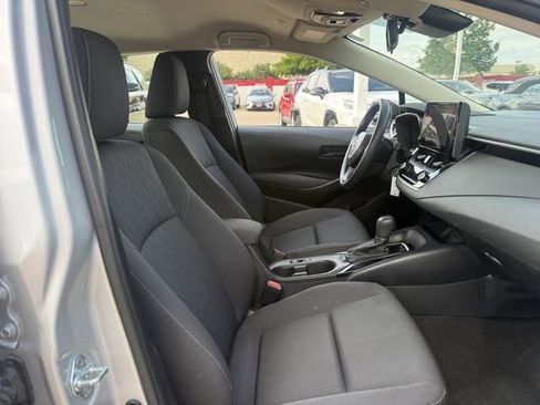 Used 2024 Toyota Corolla LE FWD image 28