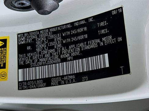 Used 2018 Toyota Highlander XLE image 12