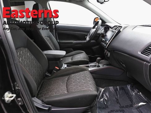 Used 2023 Mitsubishi Outlander Sport LE AWD/4WD image 23