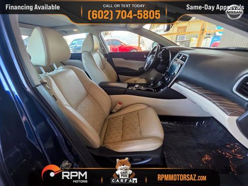 Used 2017 Nissan Maxima Platinum image 13