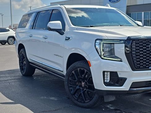 Used 2022 GMC Yukon XL Denali w/ Denali Ultimate Package AWD/4WD image 72