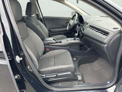 Used 2020 Honda HR-V LX image 24