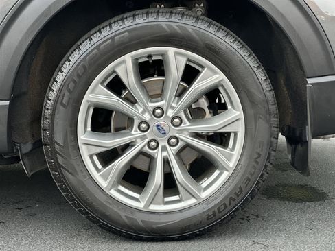 Used 2020 Ford Explorer Limited image 8