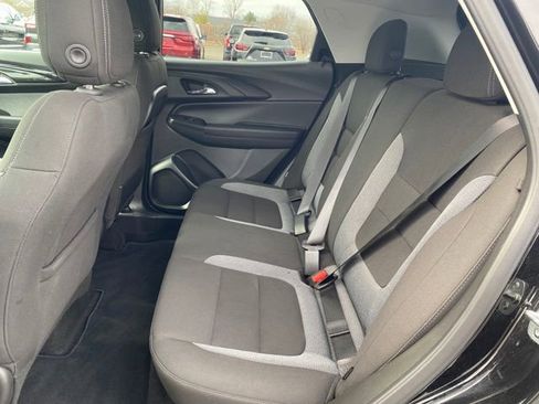 Certified 2025 Chevrolet TrailBlazer LT FWD image 16