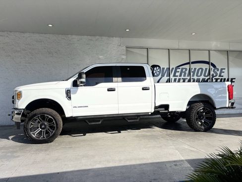 Used 2019 Ford F250 XL w/ Power Equipment Group AWD/4WD image 6