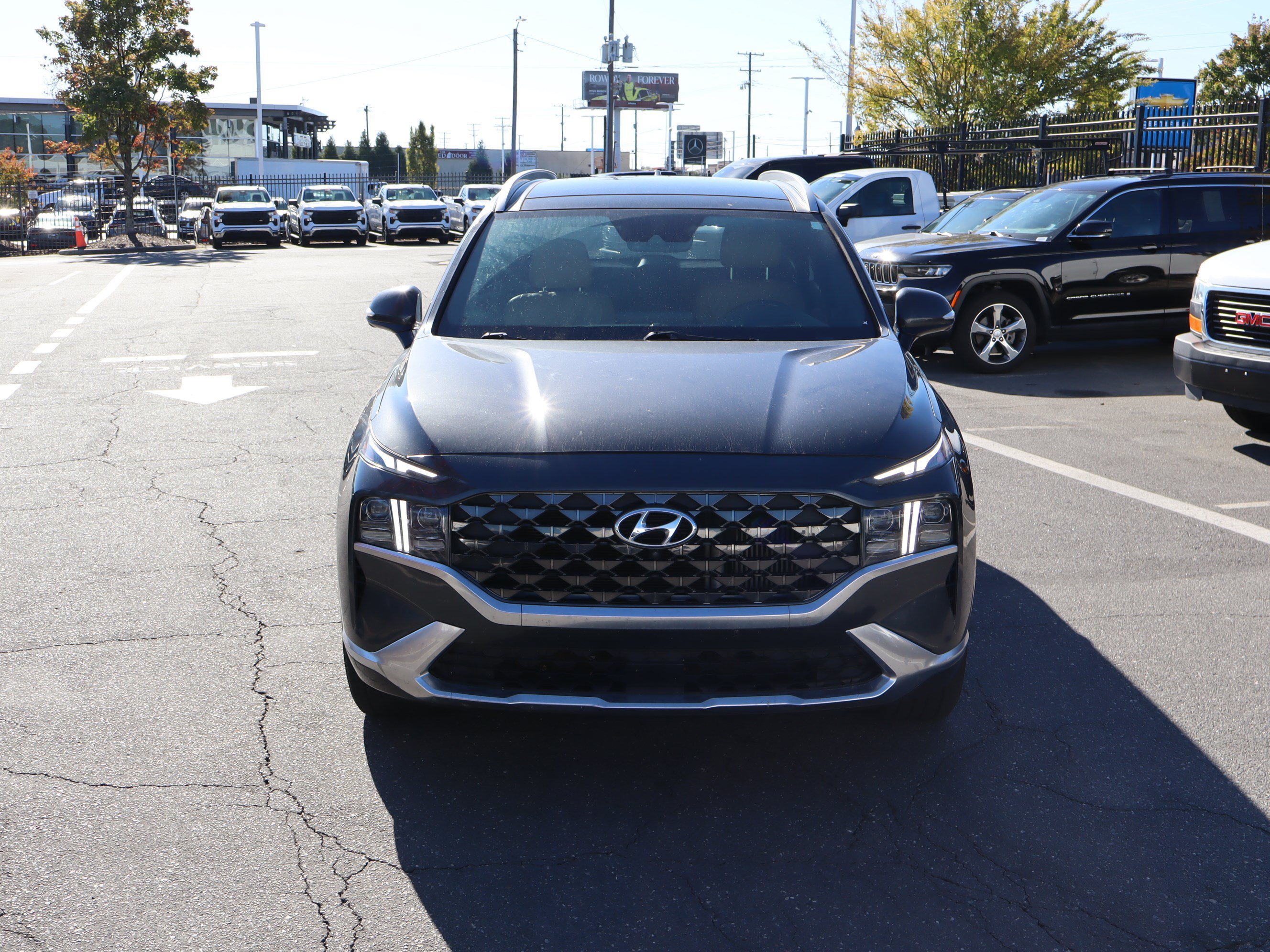 Used 2021 Hyundai Santa Fe Calligraphy w/ Cargo Package AWD/4WD image 3