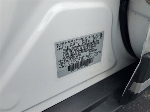 Certified 2024 Nissan Kicks SR image 26