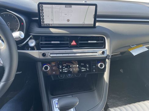 New 2025 Genesis G70 2.5T w/ Sport Prestige Package image 20