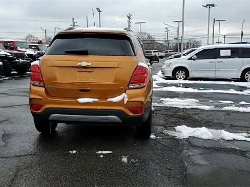 Certified 2017 Chevrolet Trax LT w/ Driver Confidence Package image 7