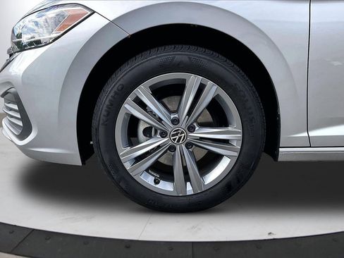 Used 2024 Volkswagen Jetta SE FWD image 33