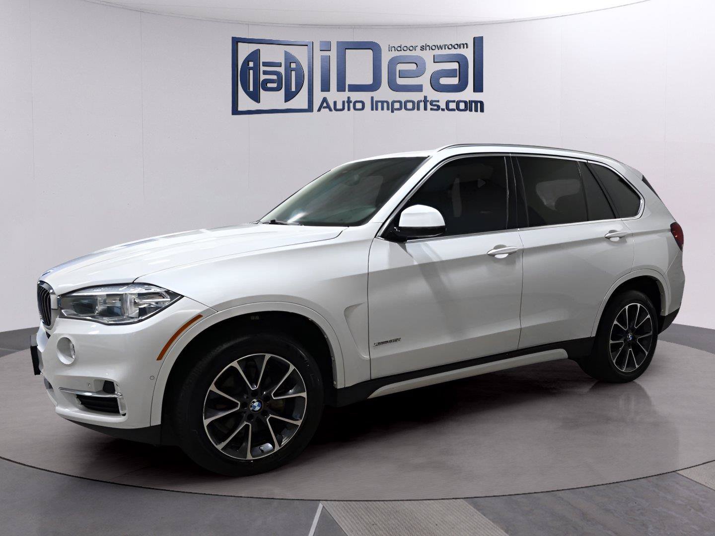 Used 2018 BMW X5 xDrive35i w/ Driving Assistance Package AWD/4WD image 1