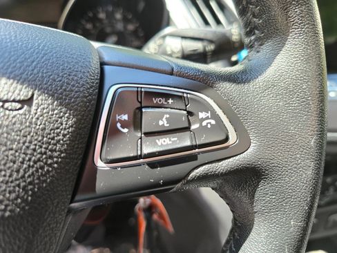 Used 2018 Ford Escape SEL AWD/4WD image 27