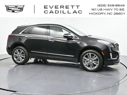 Certified 2025 Cadillac XT5 Premium Luxury AWD/4WD image 1