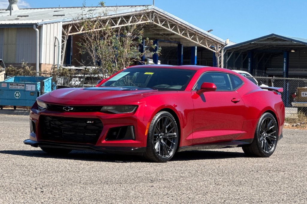 Used 2018 Chevrolet Camaro ZL1 RWD image 8