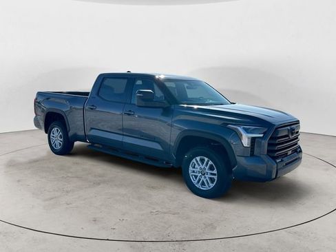 New 2026 Toyota Tundra SR5 AWD/4WD image 7