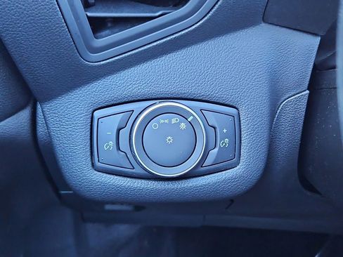 Used 2018 Ford C-MAX SE image 14