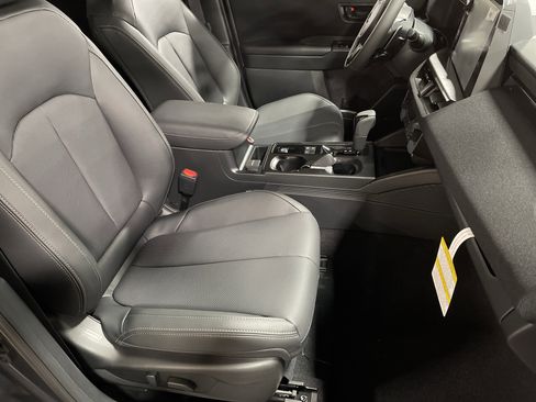 New 2026 Subaru Outback Limited image 14