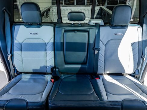 Used 2022 Ford F450 Limited w/ FX4 Off-Road Package image 35