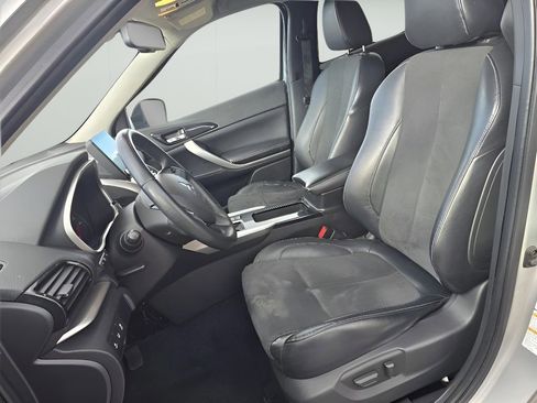 Used 2022 Mitsubishi Eclipse Cross SE image 13