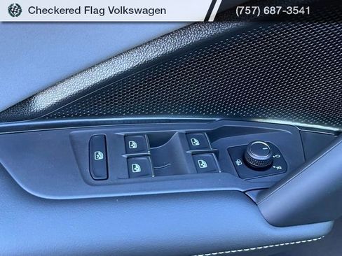 New 2026 Volkswagen Tiguan SE R-Line image 16