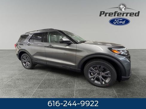 New 2026 Ford Explorer Active image 8