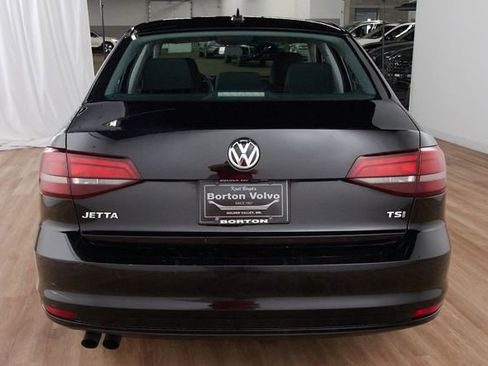 Used 2016 Volkswagen Jetta S FWD image 4