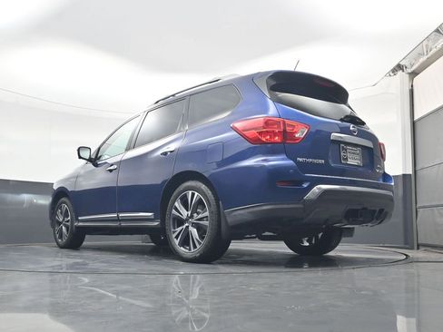 Used 2017 Nissan Pathfinder Platinum w/ Cargo Package image 21