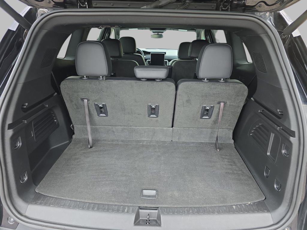 Certified 2024 GMC Acadia Elevation w/ LPO, Floor Liner Package FWD image 13