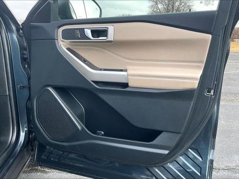 Certified 2023 Ford Explorer XLT w/ Equipment Group 202A image 20