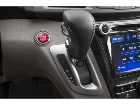 Used 2015 Honda Odyssey Touring image 10