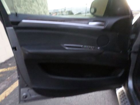 Used 2007 BMW X5 4.8i image 21