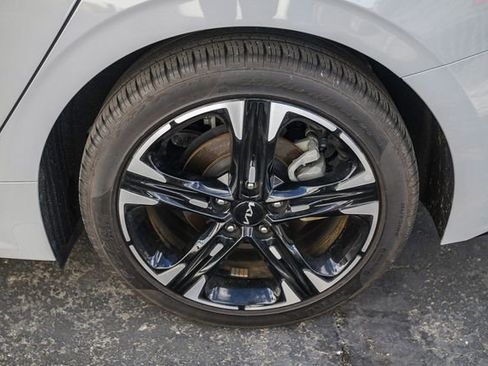 Used 2024 Kia K5 GT-Line w/ GT-Line Premium Package image 9