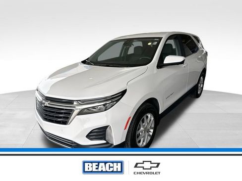 Used 2024 Chevrolet Equinox LT image 1
