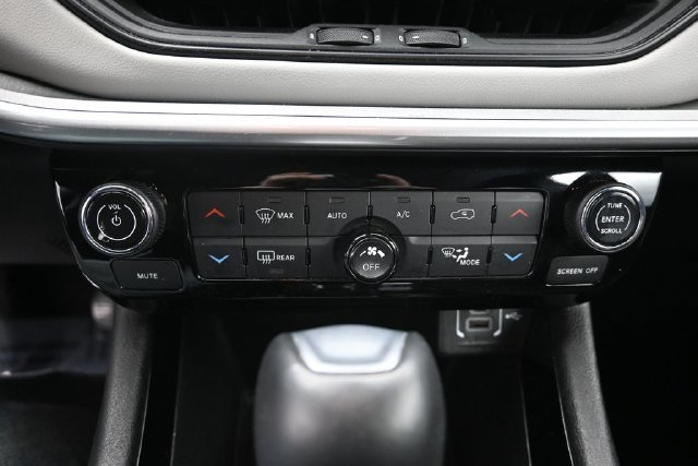 Used 2025 Jeep Compass Limited AWD/4WD image 22