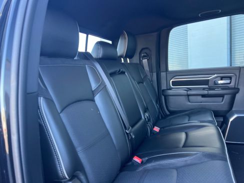 Used 2024 RAM 2500 Laramie w/ Night Edition AWD/4WD image 18