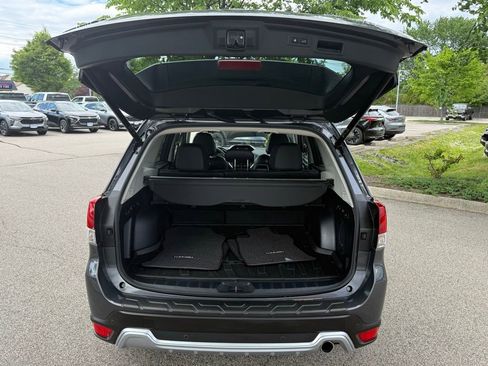 Used 2022 Subaru Forester Touring AWD/4WD image 9