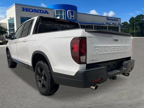 New 2026 Honda Ridgeline Black Edition image 3