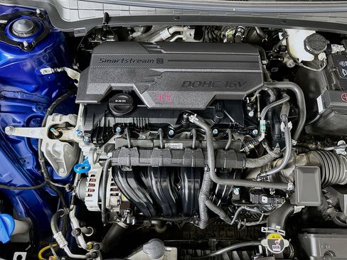 Used 2025 Kia K4 LXS image 31