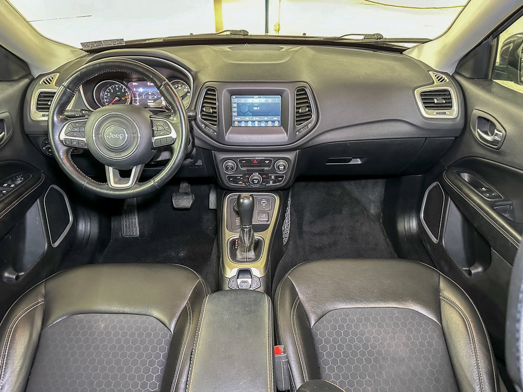 Used 2019 Jeep Compass Latitude w/ Popular Equipment Group AWD/4WD image 24