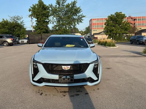 Used 2025 Cadillac CT5 V AWD/4WD image 8