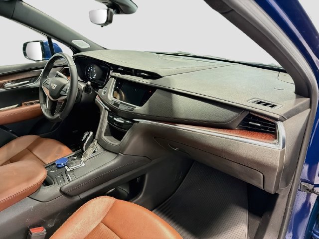 Certified 2023 Cadillac XT5 Premium Luxury w/ Technology Package AWD/4WD image 25