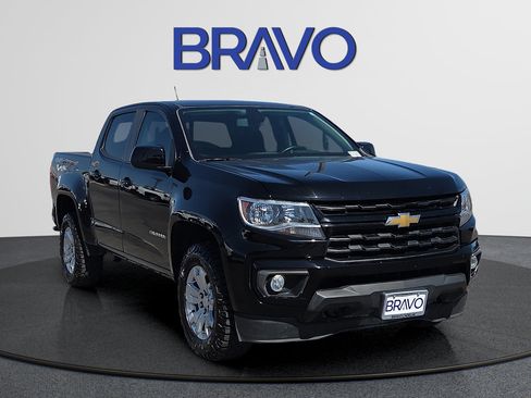 Used 2022 Chevrolet Colorado LT w/ LT Convenience Package AWD/4WD image 6