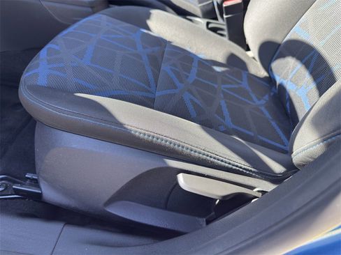 Used 2011 Ford Fiesta SE w/ 202A Rapid Spec Order Code image 15