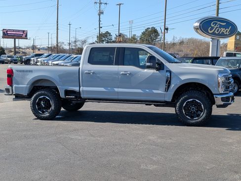 New 2026 Ford F250 Lariat w/ Tremor Off-Road Package image 8