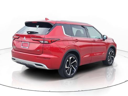 Used 2023 Mitsubishi Outlander SEL FWD image 5