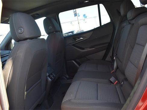 New 2026 Chevrolet Equinox LT image 17