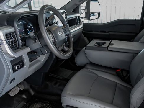 Used 2023 Ford F350 XL w/ XL Chrome Package image 15