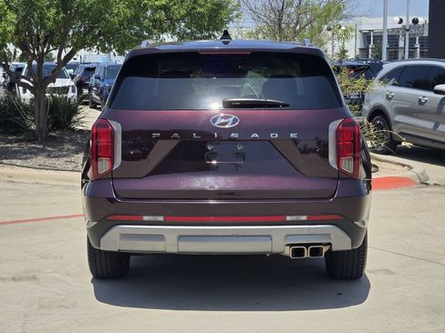 Used 2024 Hyundai Palisade SEL FWD image 13